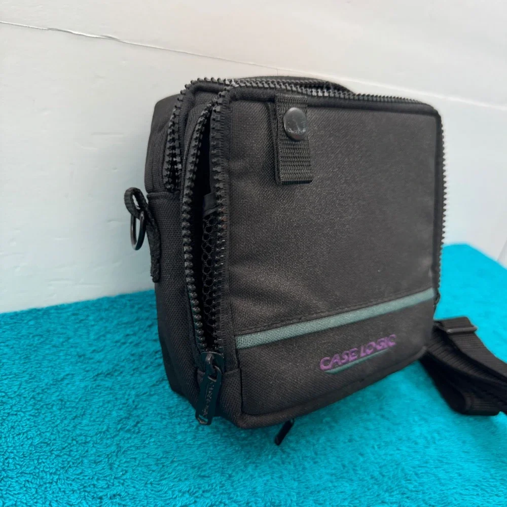 Case Logic Compact Utility Bag Black Nylon Travel Camera Case with Strap